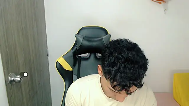 Maynow 666 online show from 10/21/25, 09:26