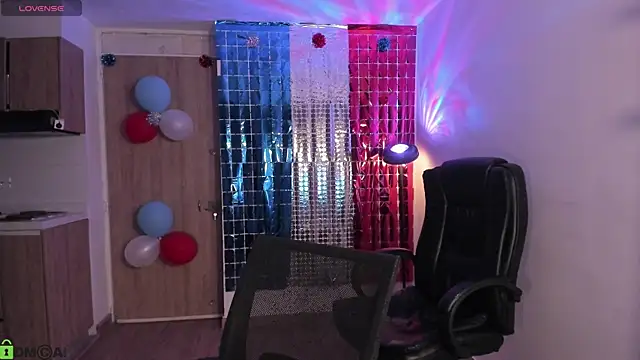 Mikeyvioleta  online show from 07/17/26, 08:21