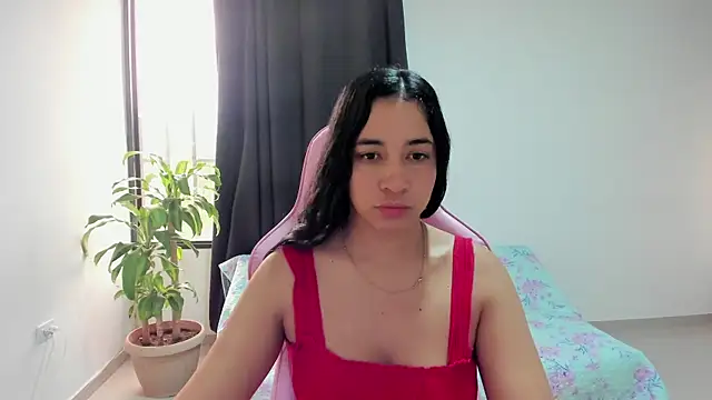 Snapshot of Kruela chatting on 11/03/25, 12:17 Kruela online show from 11/03/25, 12:17