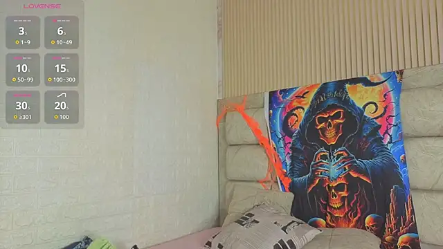 MarScarlett online show from 10/28/25, 11:03