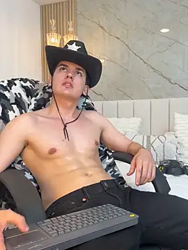 Snapshot of Valentino_ceratii chatting on 10/22/25, 06:13 Valentino ceratii online show from 10/22/25, 06:13