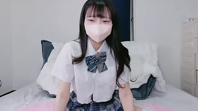 Snapshot of Mirai_oO16Oo chatting on 11/14/25, 10:36 Mirai oO16Oo online show from 11/14/25, 10:36