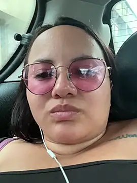 Snapshot of antoniamiller69 chatting on 11/09/25, 10:08 antoniamiller69 online show from 11/09/25, 10:08