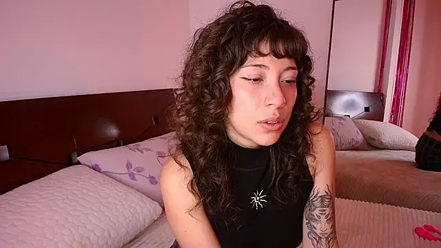 Snapshot of TammyCutee chatting on 07/02/26, 04:18 TammyCutee online show from 07/02/26, 04:18
