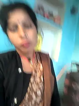 Snapshot of Ragni_bhargav chatting on 02/18/26, 11:28 Ragni bhargav online show from 02/18/26, 11:28