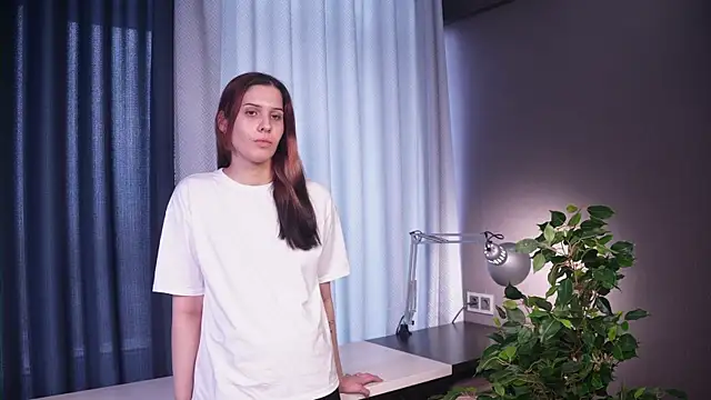 MiaLeto online show from 10/21/25, 03:40