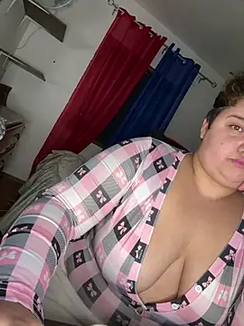 menina coimbrinha online show from 12/17/25, 10:27