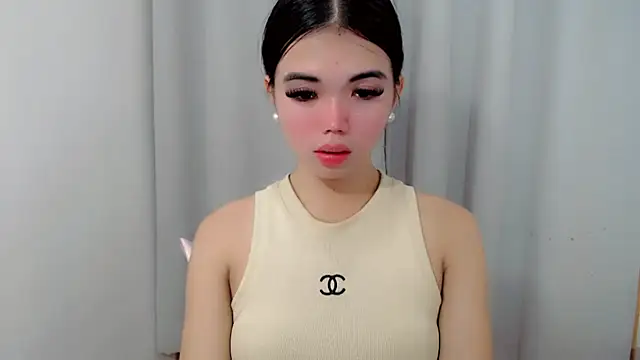 Urcutie Ayah online show from 10/17/25, 06:38