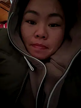 Snapshot of panda-bae chatting on 11/20/25, 02:12 panda-bae online show from 11/20/25, 02:12