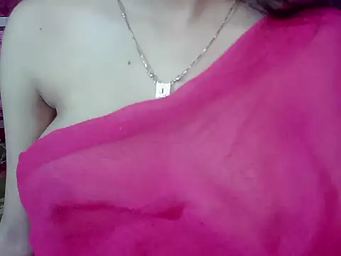 Snapshot of Nilamrani chatting on 11/04/25, 04:39 Nilamrani online show from 11/04/25, 04:39