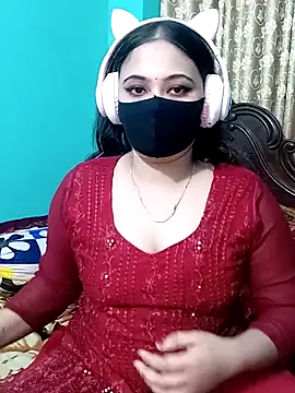 Snapshot of Porimoni22 chatting on 02/05/26, 10:14 Porimoni22 online show from 02/05/26, 10:14