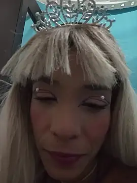 Teressa Love online show from 11/26/25, 11:44