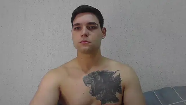 Snapshot of Zure-xxx chatting on 06/03/26, 01:30 Zure-xxx online show from 06/03/26, 01:30
