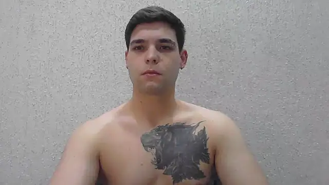 Snapshot of Zure-xxx chatting on 06/14/26, 03:41 Zure-xxx online show from 06/14/26, 03:41