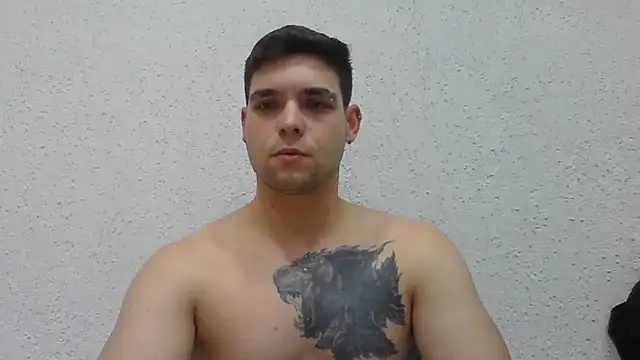 Snapshot of Zure-xxx chatting on 07/10/26, 05:23 Zure-xxx online show from 07/10/26, 05:23