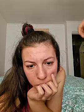 CrazyInTwo online show from 10/23/25, 11:42