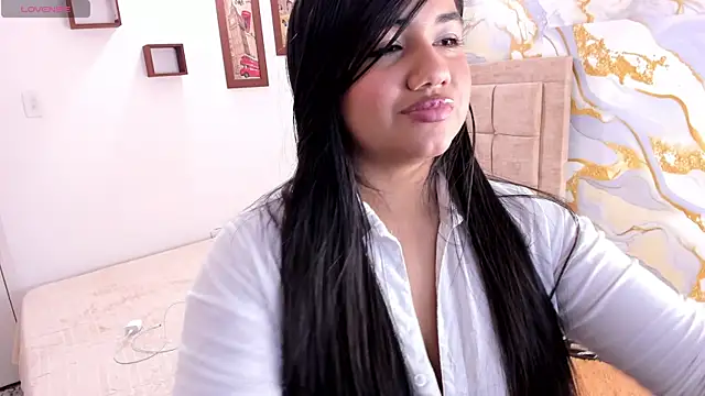 Rania adi online show from 10/17/25, 07:27