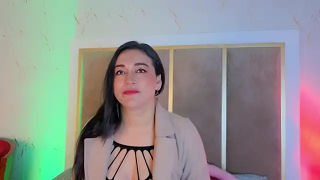 Elizabeth bennett 6 online show from 11/05/25, 11:54