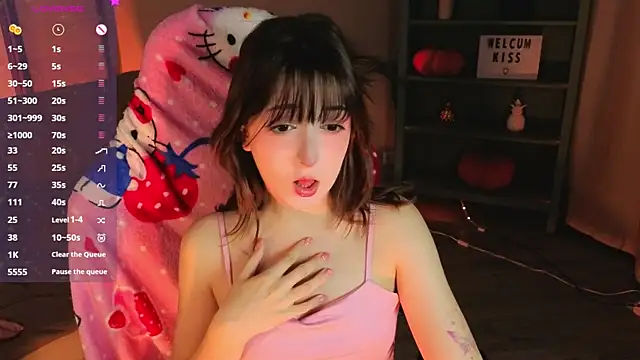 Snapshot of Soffi_Toffi chatting on 12/03/25, 10:24 Soffi Toffi online show from 12/03/25, 10:24