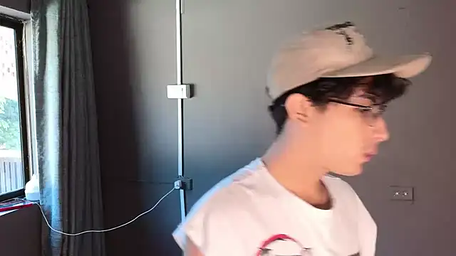 Aaron Eze online show from 05/24/26, 12:43