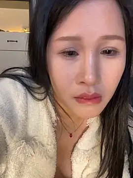 Snapshot of littlesluttycat chatting on 11/18/25, 09:08 littlesluttycat online show from 11/18/25, 09:08