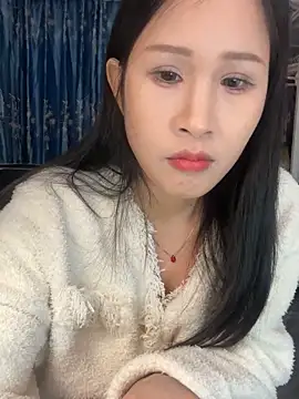 Snapshot of littlesluttycat chatting on 11/20/25, 04:40 littlesluttycat online show from 11/20/25, 04:40