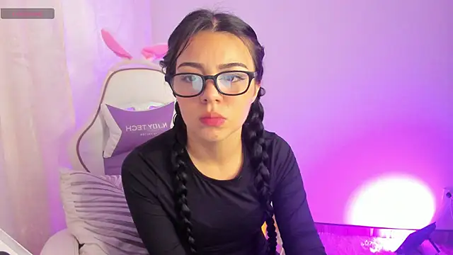 Snapshot of Midori_rosse chatting on 10/28/25, 10:23 Midori rosse online show from 10/28/25, 10:23