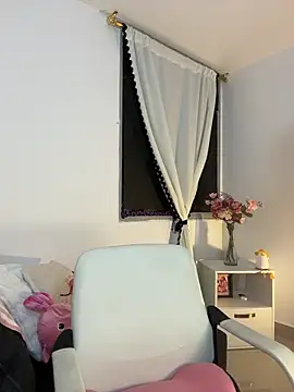 kit katt online show from 11/05/25, 11:05