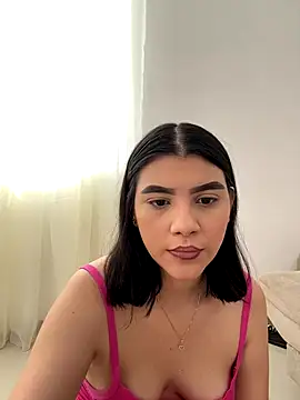 Snapshot of Julietalcl chatting on 11/16/25, 07:30 Julietalcl online show from 11/16/25, 07:30