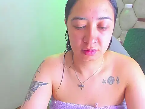 giingerrous online show from 10/26/25, 12:44