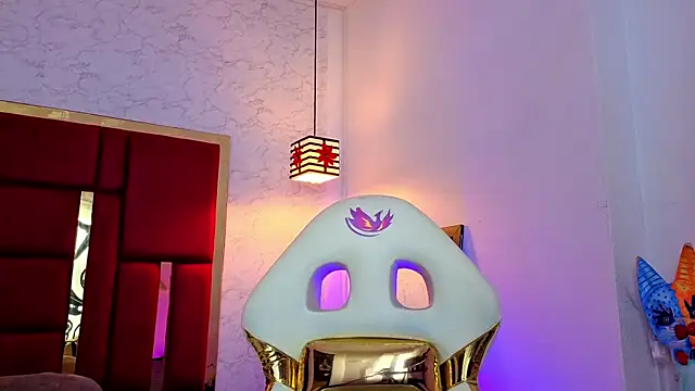 moon winy online show from 05/12/26, 11:18