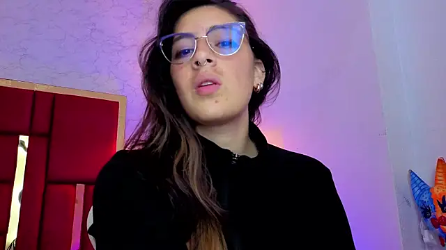 moon winy online show from 05/15/26, 11:39