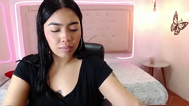 auraspice online show from 10/22/25, 07:46