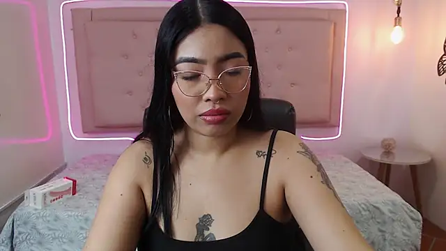 auraspice online show from 10/25/25, 07:41