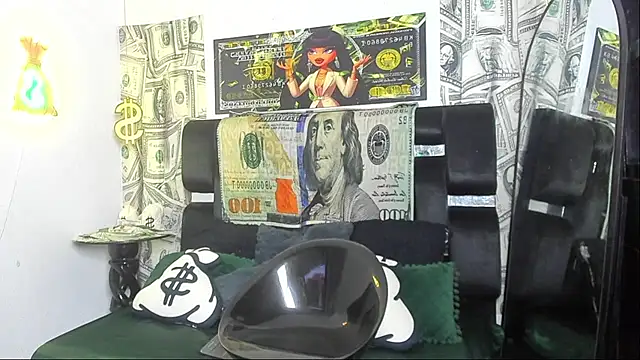 Latin Doll13 online show from 10/22/25, 11:37