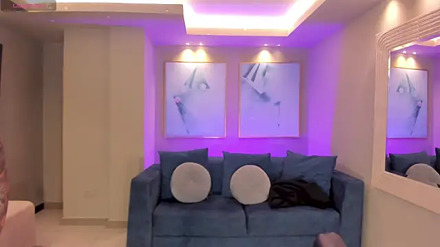 ChristineFord  online show from 11/02/25, 12:40