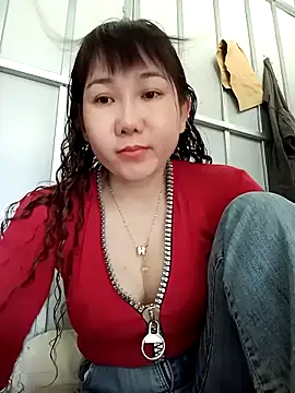 Snapshot of Ana-love2025 chatting on 10/26/25, 01:55 Ana-love2025 online show from 10/26/25, 01:55
