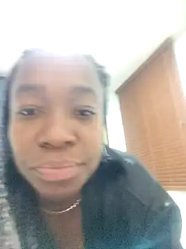 Snapshot of Britany_2-7 chatting on 10/21/25, 02:23 Britany 2-7 online show from 10/21/25, 02:23