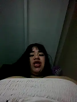 Snapshot of bigboobs-antonela chatting on 10/17/25, 02:04 bigboobs-antonela online show from 10/17/25, 02:04