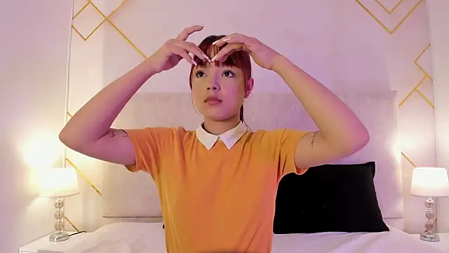 Snapshot of Martinaa_Garcia chatting on 11/26/25, 07:48 Martinaa Garcia online show from 11/26/25, 07:48