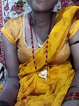 Snapshot of Hot_Lilly02 chatting on 11/04/25, 06:01 Hot Lilly02 online show from 11/04/25, 06:01