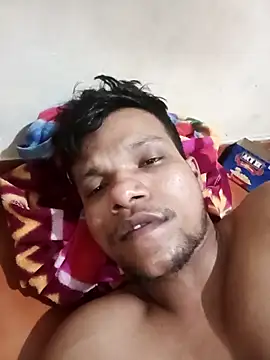 Snapshot of bullamon6549 chatting on 10/24/25, 05:31 bullamon6549 online show from 10/24/25, 05:31