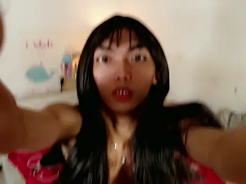 HaileyPresly online show from 12/02/25, 06:36