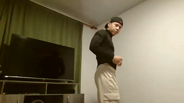 Carlomorelo online show from 10/22/25, 12:44