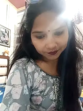 Snapshot of Vanshika1432 chatting on 10/19/25, 12:28 Vanshika1432 online show from 10/19/25, 12:28