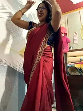 Snapshot of Vanshika1432 chatting on 11/08/25, 06:35 Vanshika1432 online show from 11/08/25, 06:35