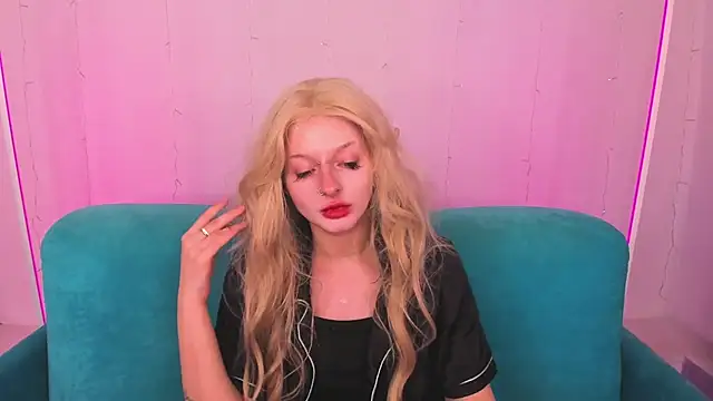 AlessaKiss online show from 11/13/25, 08:57