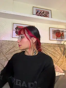 Emma duff online show from 06/14/26, 11:45