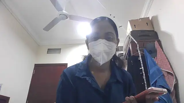 Snapshot of shainiasha1 chatting on 06/04/26, 04:57 shainiasha1 online show from 06/04/26, 04:57