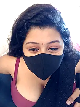 Cuty-Lina online show from 11/10/25, 03:49